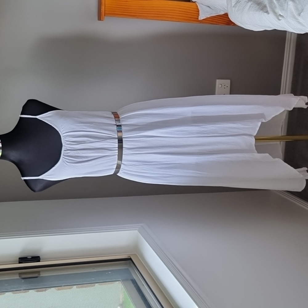 White Summer dress from Lily Whyt Size 10 NWOT - Picture 5 of 16